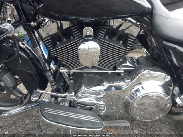 2015 HARLEY-DAVIDSON FLTRXS 1HD1KTM14FB701851 Photo 8