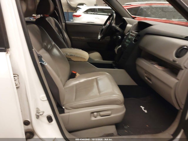 Продажа на аукционе авто 2011 Honda Pilot Exl, vin: 5FNYF4H58BB049895, номер лота: 43402845