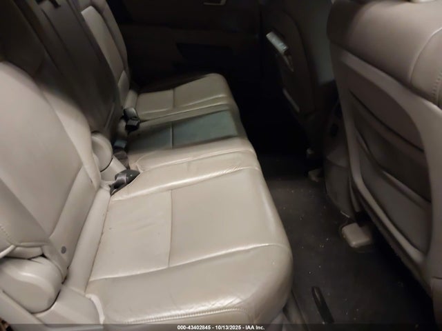 Продажа на аукционе авто 2011 Honda Pilot Exl, vin: 5FNYF4H58BB049895, номер лота: 43402845
