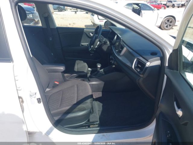 2021 KIA RIO 3KPA24AD9ME397390 Photo 4