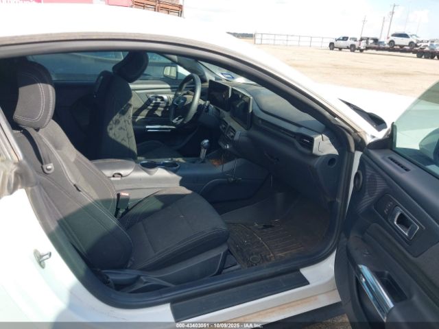 2024 FORD MUSTANG 1FA6P8TH5R5121473 Photo 4