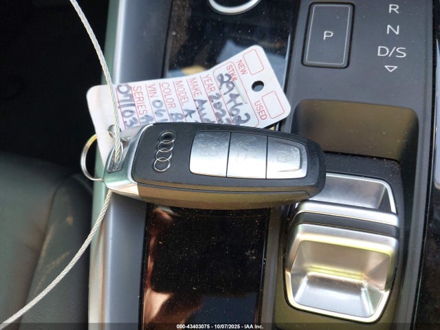 WAUAUDGYXPA061997 Audi 40 tfsi