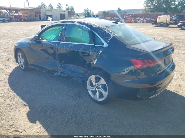 WAUAUDGYXPA061997 Audi 40 tfsi