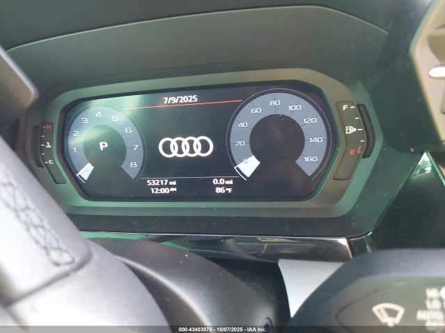 WAUAUDGYXPA061997 Audi 40 tfsi
