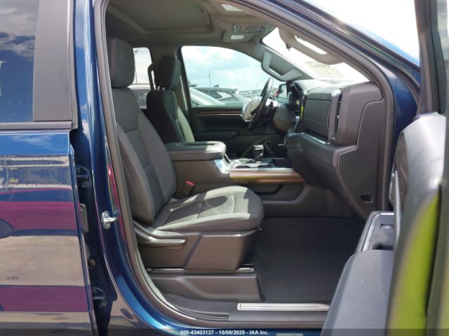 2022 CHEVROLET SILVERADO 1500 2GCUDEEDXN1501729 Photo 4