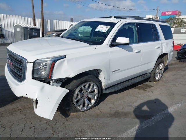 GMC YUKON SLT 2017 1GKS2BKC3HR336548 Image 2