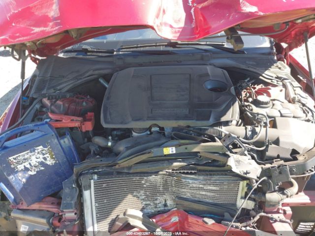 2019 JAGUAR XE SAJAJ4FX9KCP49167 Photo 9