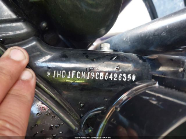 2012 HARLEY-DAVIDSON FLHTCU 1HD1FCM19CB642635 Photo 9