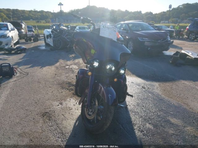 2012 HARLEY-DAVIDSON FLHTCU 1HD1FCM19CB642635 Photo 4