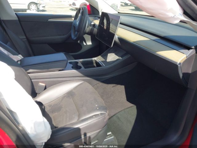 2023 TESLA MODEL Y 7SAYGDEE9PA039403 Photo 4