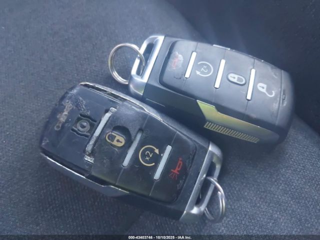 2019 RAM 1500 1C6SRFFTXKN655041 Photo 10