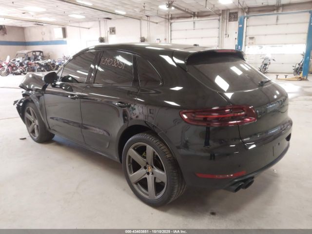 2017 PORSCHE MACAN WP1AG2A52HLB50819 Photo 2