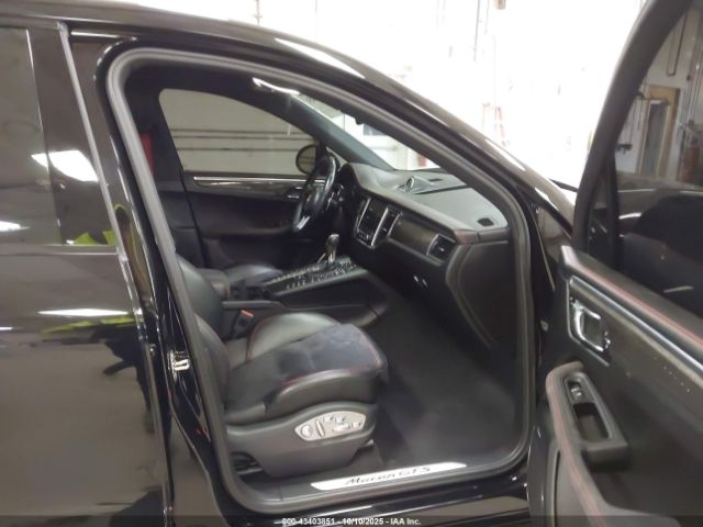 2017 PORSCHE MACAN WP1AG2A52HLB50819 Photo 4