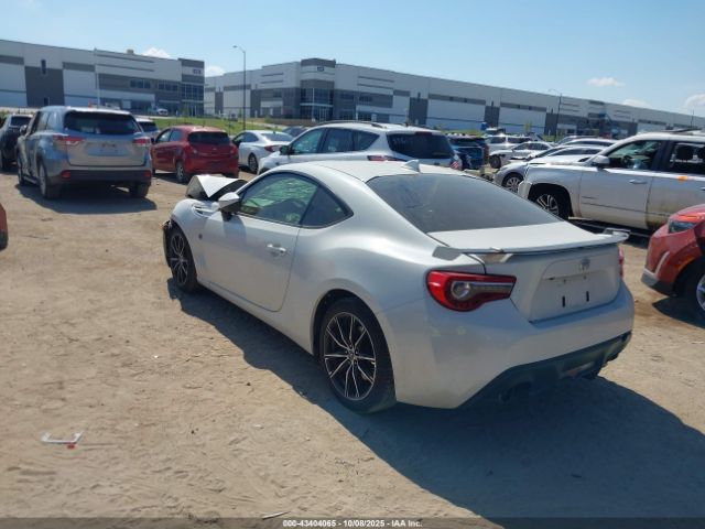 2019 TOYOTA 86 JF1ZNAE12K8703562 Photo 2