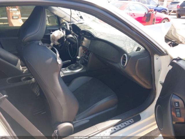 2019 TOYOTA 86 JF1ZNAE12K8703562 Photo 4