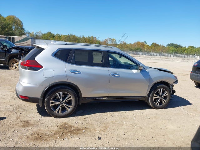 43404066 :رقم المزاد ، JN8AT2MT3HW151293 vin ، 2017 Nissan Rogue Sl مزاد بيع