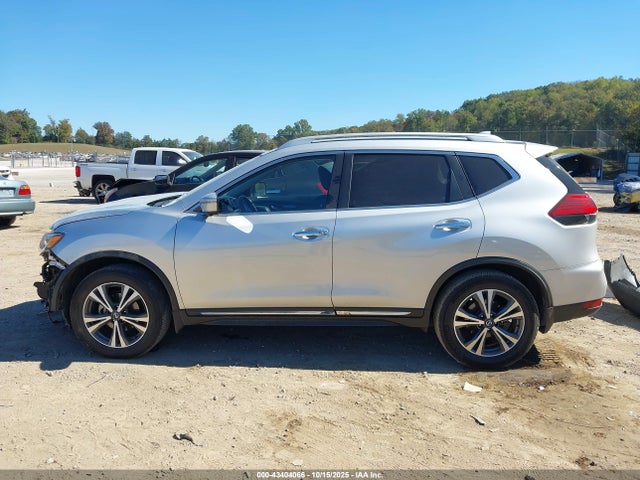 43404066 :رقم المزاد ، JN8AT2MT3HW151293 vin ، 2017 Nissan Rogue Sl مزاد بيع