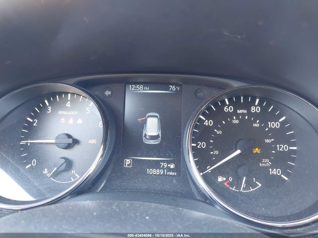 43404066 :رقم المزاد ، JN8AT2MT3HW151293 vin ، 2017 Nissan Rogue Sl مزاد بيع