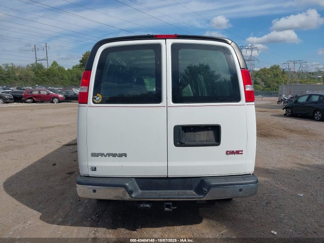 GMC l96 - flexible fuel engine, iron 2019 1GTW7BFG9K1339441 Image 17