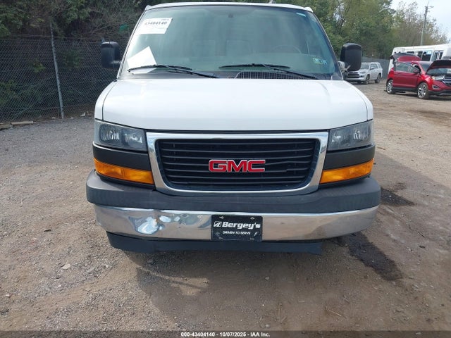 GMC l96 - flexible fuel engine, iron 2019 1GTW7BFG9K1339441 Image 6
