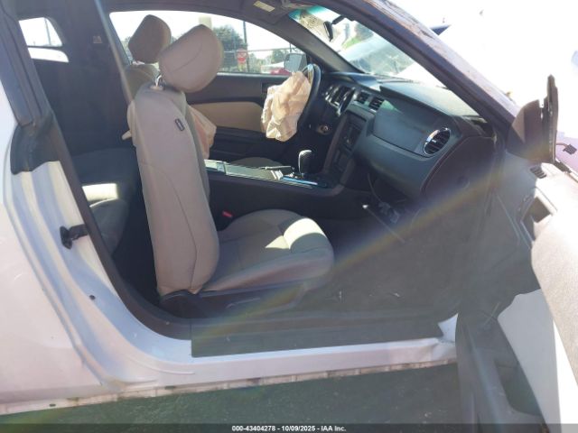 2014 FORD MUSTANG 1ZVBP8AM2E5251226 Photo 4