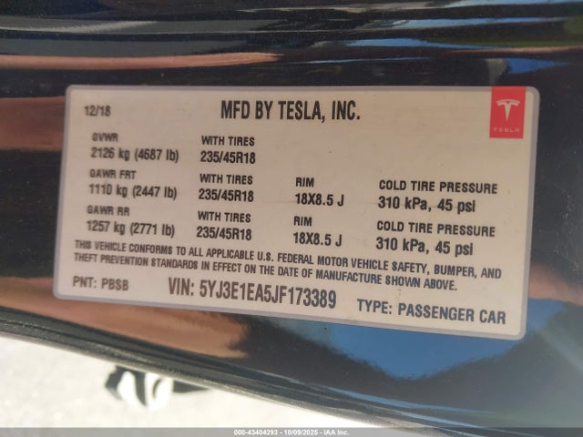 2018 TESLA MODEL 3 5YJ3E1EA5JF173389 Photo 8