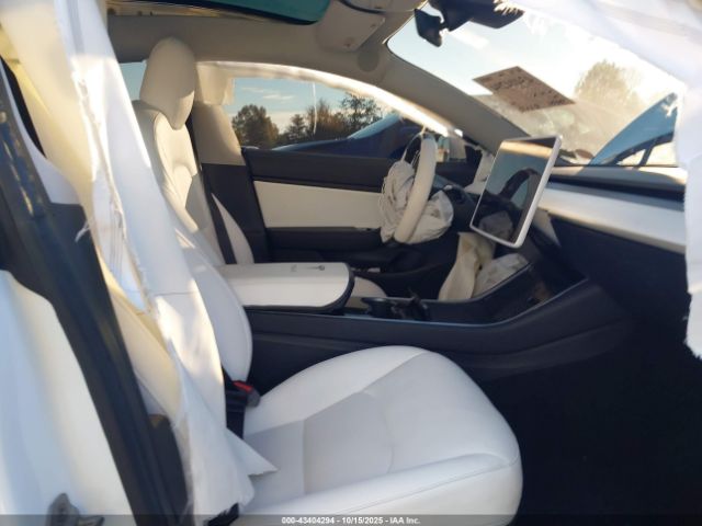 2019 TESLA MODEL 3 5YJ3E1EA8KF312481 Photo 4