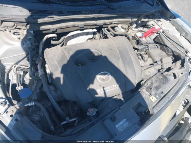 2017 MAZDA MAZDA6 JM1GL1V54H1124598 Photo 9