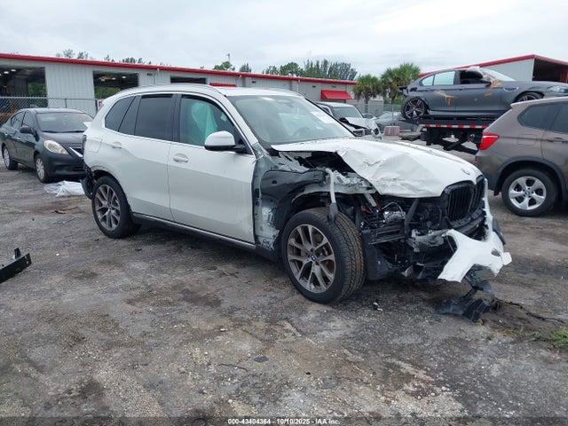 Продажа на аукционе авто 2021 Bmw X5 Xdrive40i, vin: 5UXCR6C03M9E76411, номер лота: 43404364