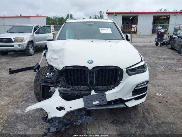 Продажа на аукционе авто 2021 Bmw X5 Xdrive40i, vin: 5UXCR6C03M9E76411, номер лота: 43404364