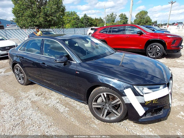 2017 AUDI A4 WAUENAF48HN010147 Photo 0