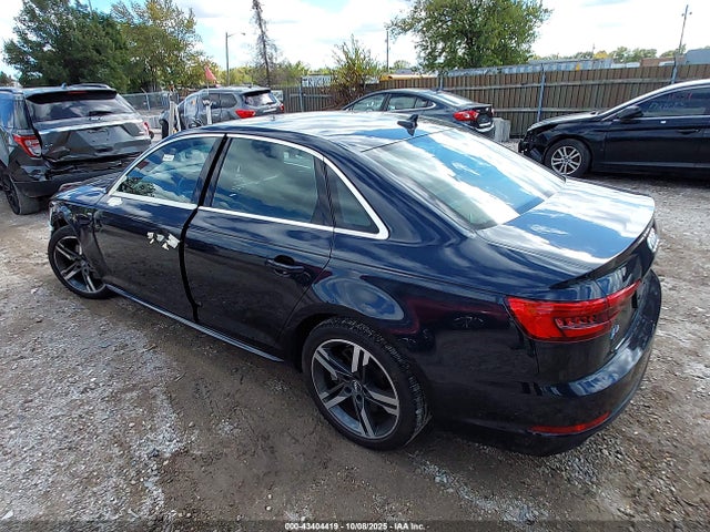 2017 AUDI A4 WAUENAF48HN010147 Photo 2