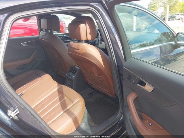 2017 AUDI A4 WAUENAF48HN010147 Photo 7