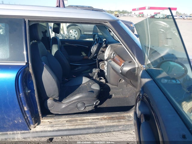 2008 MINI COOPER S CLUBMAN WMWMM33578TP88880 Photo 4