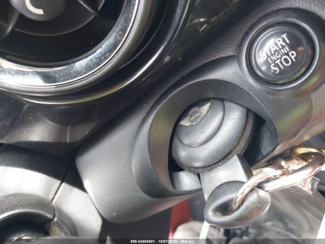 2008 MINI COOPER S WMWMF73508TV32209 Photo 10