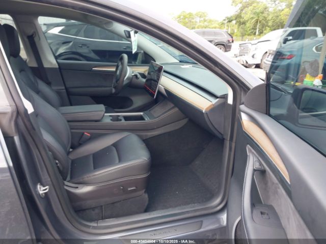 2023 TESLA MODEL Y 7SAYGAEE5PF643676 Photo 4