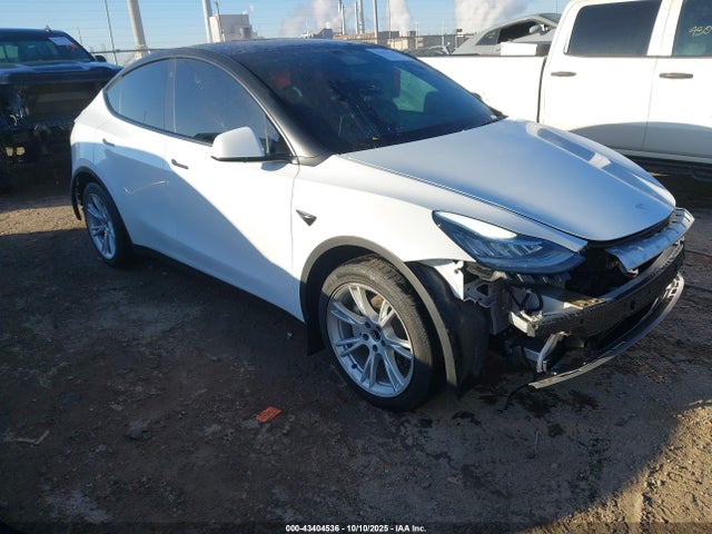 2021 Tesla Model Y Long Range Dual Motor All-wheel Drive მანქანა იყიდება აუქციონზე, vin: 5YJYGDEEXMF304695, აუქციონის ნომერი: 43404536