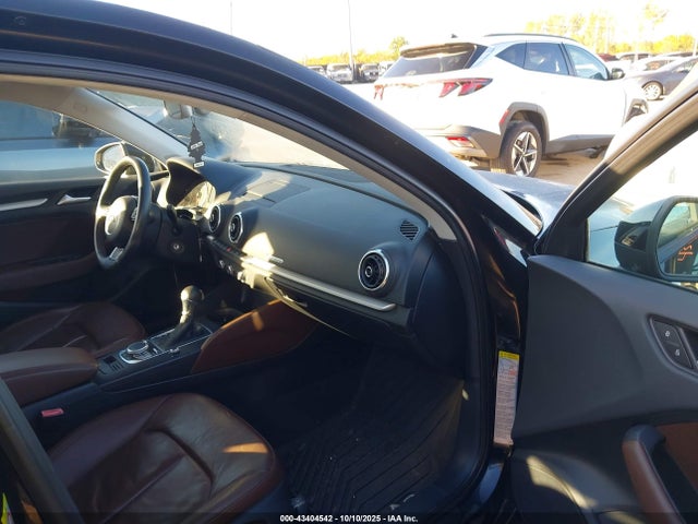 2015 AUDI A3 WAUBFGFF5F1011801 Photo 4
