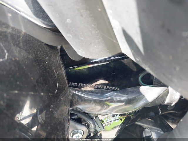 2006 HARLEY-DAVIDSON FLHXI 1HD1KBW1X6Y702071 Photo 9