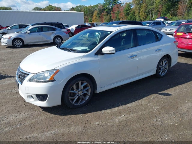 Nissan Sentra 2015 3N1AB7AP9FY261020 Image 2