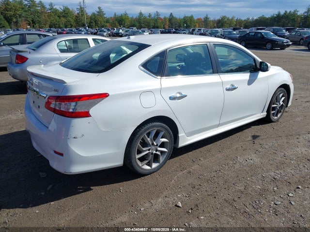 Nissan Sentra 2015 3N1AB7AP9FY261020 Image 4