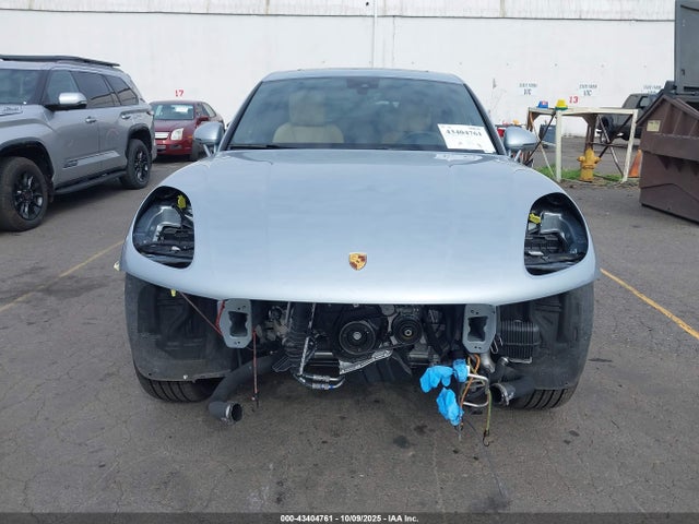 WP1AA2A51SLB03175 Porsche Macan T