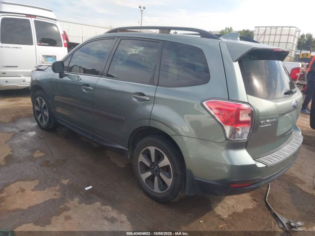 2018 SUBARU FORESTER JF2SJAEC5JH456790 Photo 2