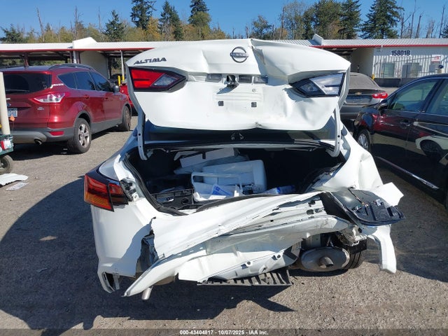 Nissan 2025 2025 1N4BL4DV2SN400635 Image 17