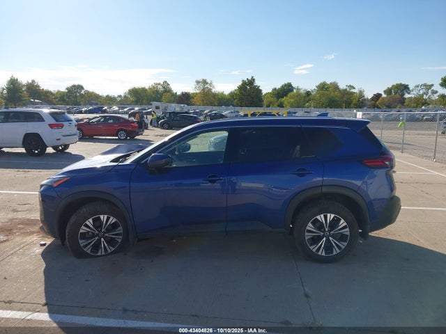 43404826 :رقم المزاد ، JN8AT3BB2MW230805 vin ، 2021 Nissan Rogue Sv Intelligent Awd مزاد بيع