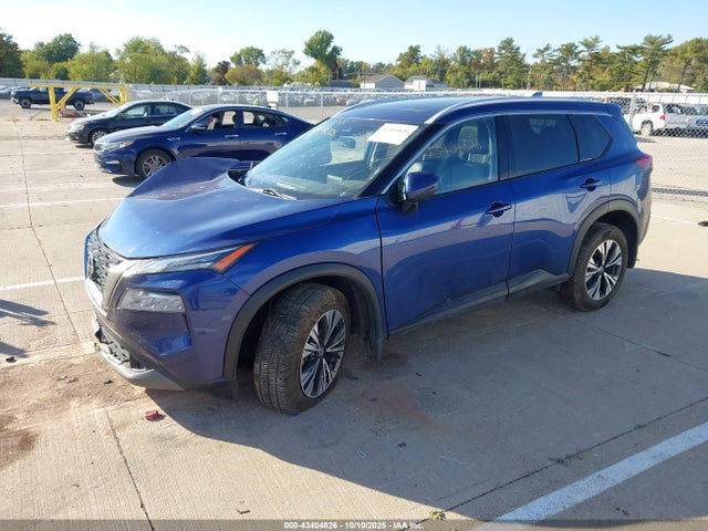43404826 :رقم المزاد ، JN8AT3BB2MW230805 vin ، 2021 Nissan Rogue Sv Intelligent Awd مزاد بيع