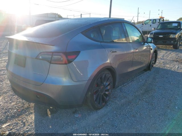 2024 TESLA MODEL Y 7SAYGDEF5RA312879 Photo 3
