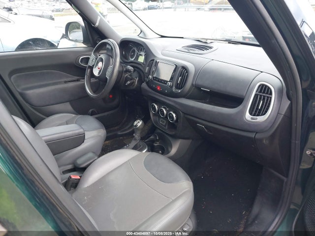 2017 FIAT 500L ZFBCFACH9HZ038999 Photo 4