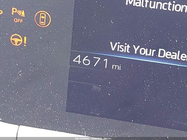 2024 TOYOTA BZ4X JTMAAAAA4RA052656 Photo 6