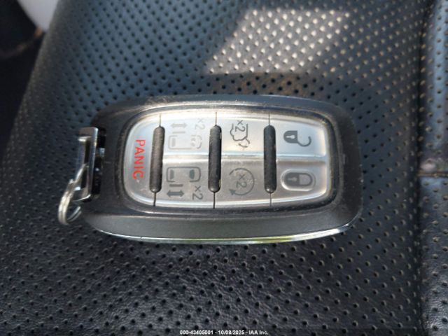 2018 CHRYSLER PACIFICA 2C4RC1GG3JR310612 Photo 10